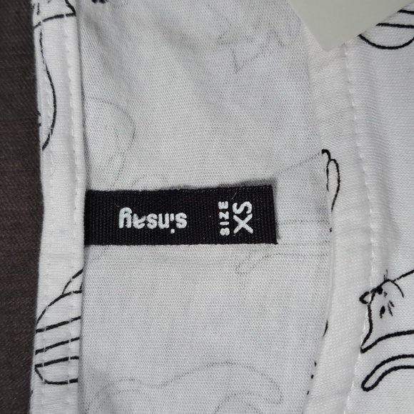 Sinsay White Cuffed Black Cats Outline Graphic Tee NWT XS - Picture 3 of 12